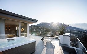 Be Place Adult Friendly Hotel